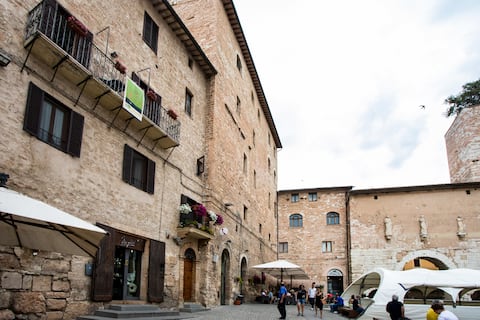 Proprietà Airbnb di successo: "Porta Consolare" Apartment in Spello a Umbria
