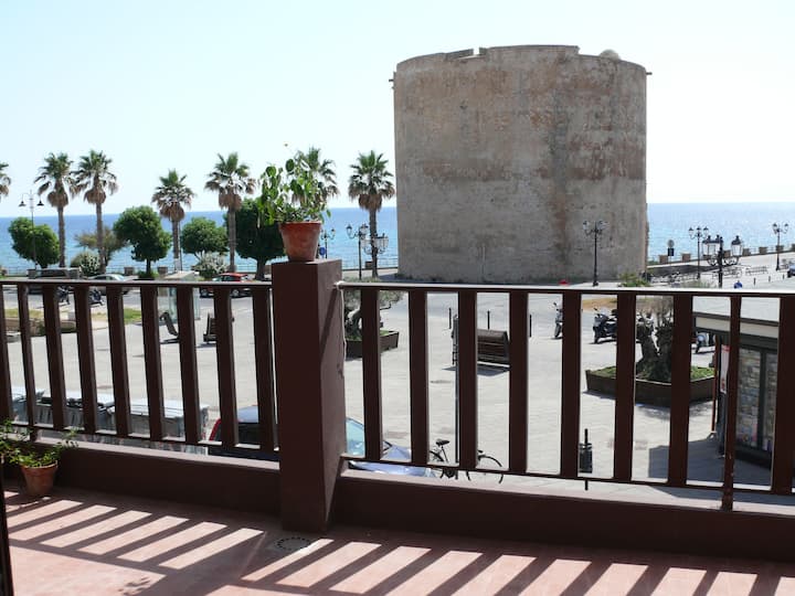 Sulis B&B on the waterfront downtown