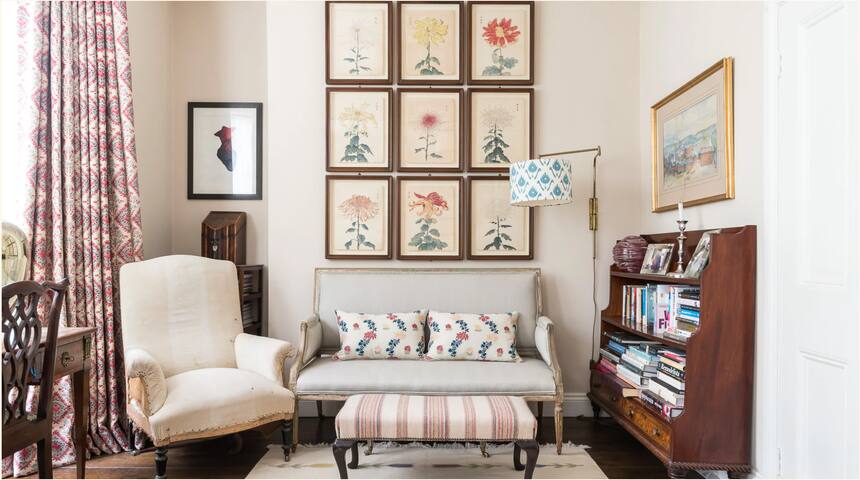 Magnificent mansion in upmarket Ravenscourt Park gallery image 4