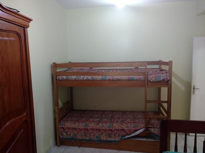 საძინებელი 1