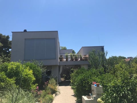 Top Airbnb: Bulat House - Double bedroom with breakfast no. 2 in Zlarin