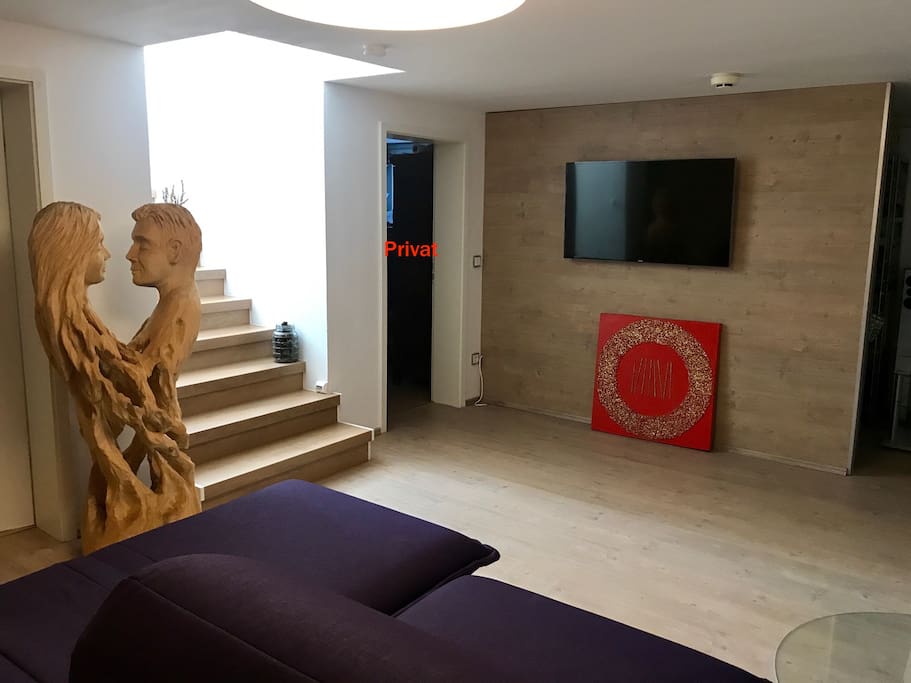 Wohnzimmer + TV