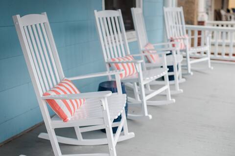 Cape Charles Retreat - 2 Blocks from Beach/Town