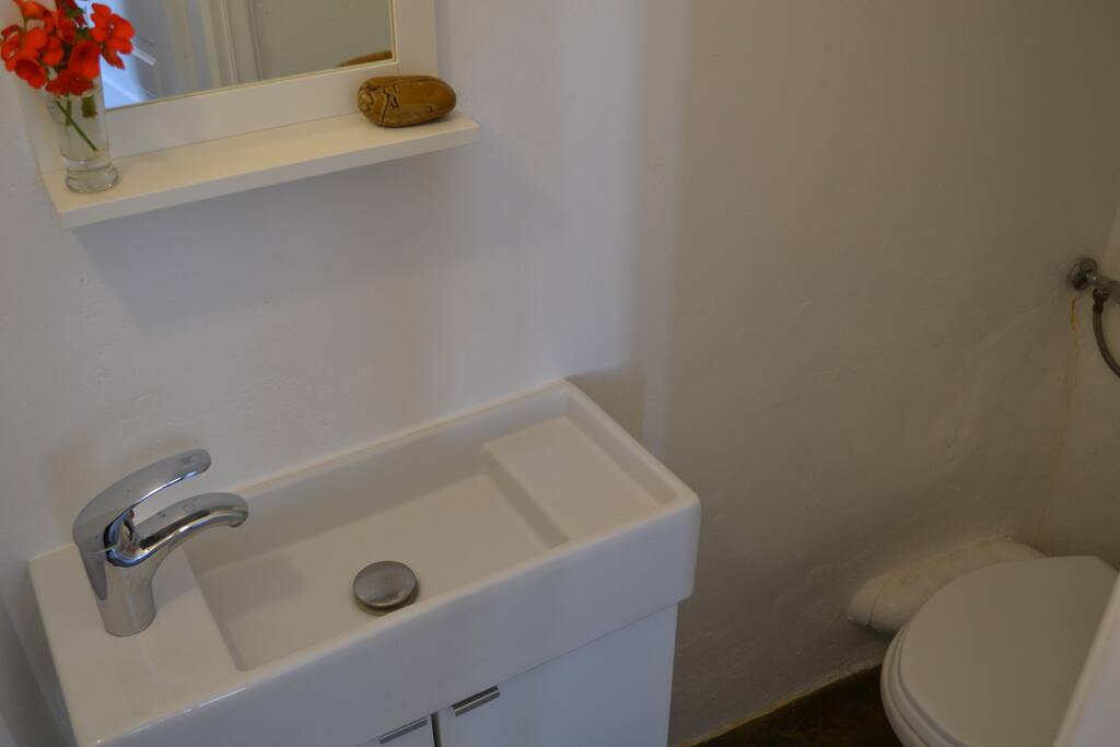 Ground floor: WC