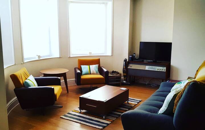 Download Garden Flat Opposite Winter Gardens Apartments For Rent In Kent Free HD Wallpaper Garden Flat Opposite Winter Gardens Apartments For Rent In Kent Desktop Wallpaper