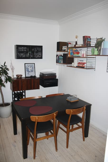 Living room - dining area
