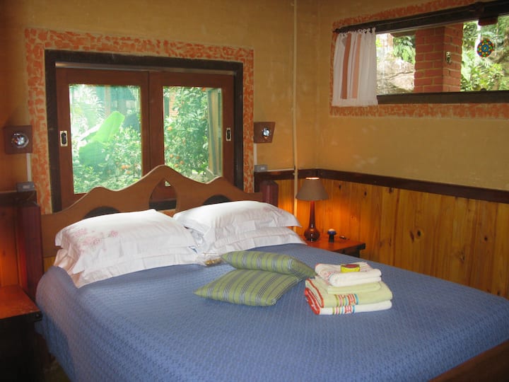 Chambre avec lit double avec lit Queen Size - Chalet aquatique