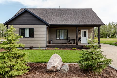 Scenic and Peaceful St.Malo Cabin - Cabin 12