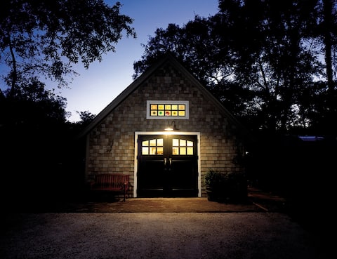 Old Town Bluffton Bungalow Apartment on Tidal Cove