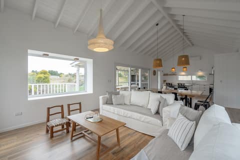 Airbnb con mejor rendimiento: House for 8 people. Near the sea. en Costa Esmeralda