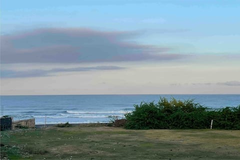 Ocean View - Near Beach - 2nd flr
