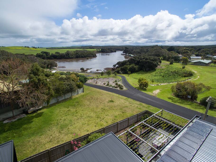 Nelson Victoria Luxury Holiday Houses for Rent in