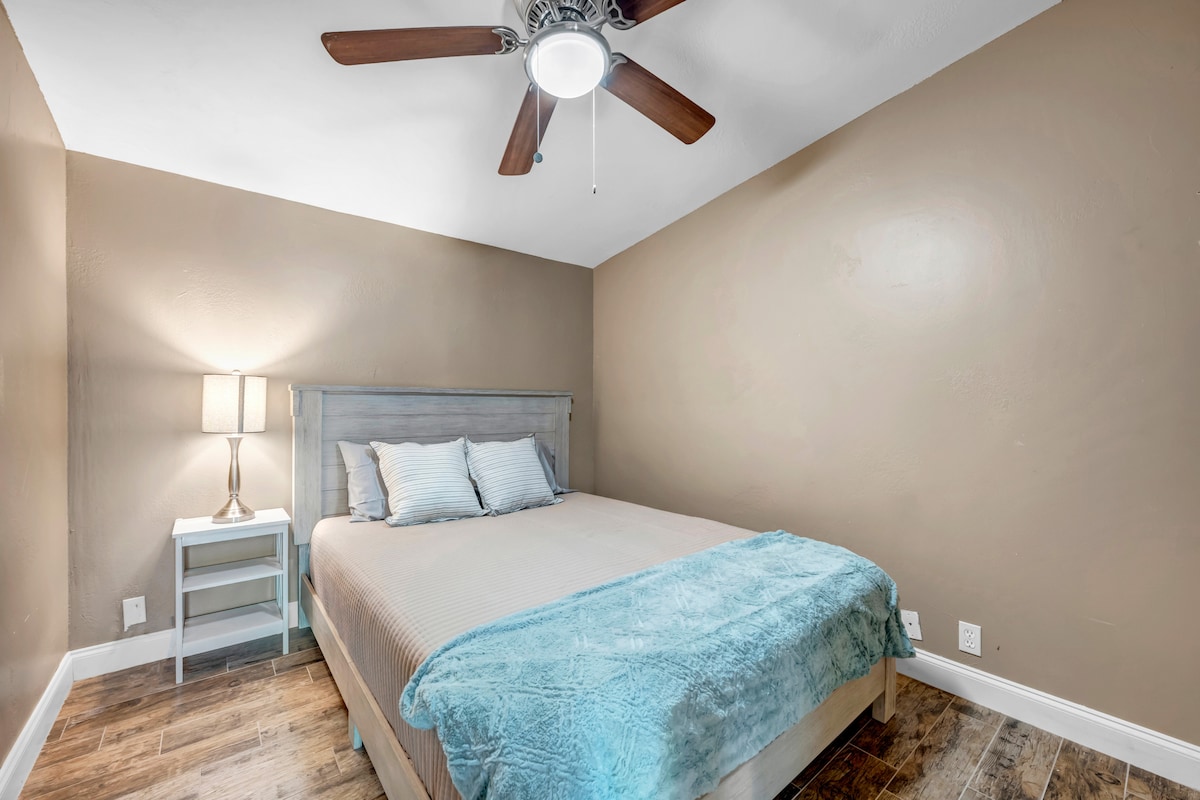 is a queen bed and the full bathroom is next to it, are on the first floor 