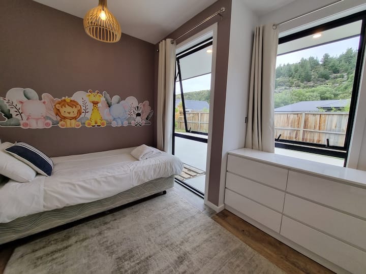 1x еднокреветна соба 