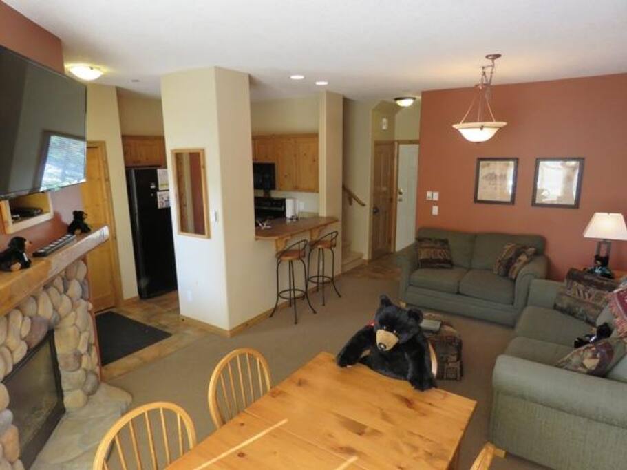 Dining and Livingroom