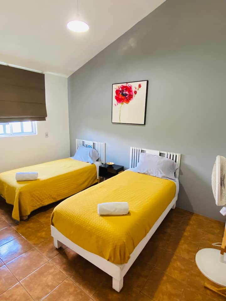 3a recamera, 2 camas individuales/ 3. spavaća soba, 2 kreveta za jednu osobu