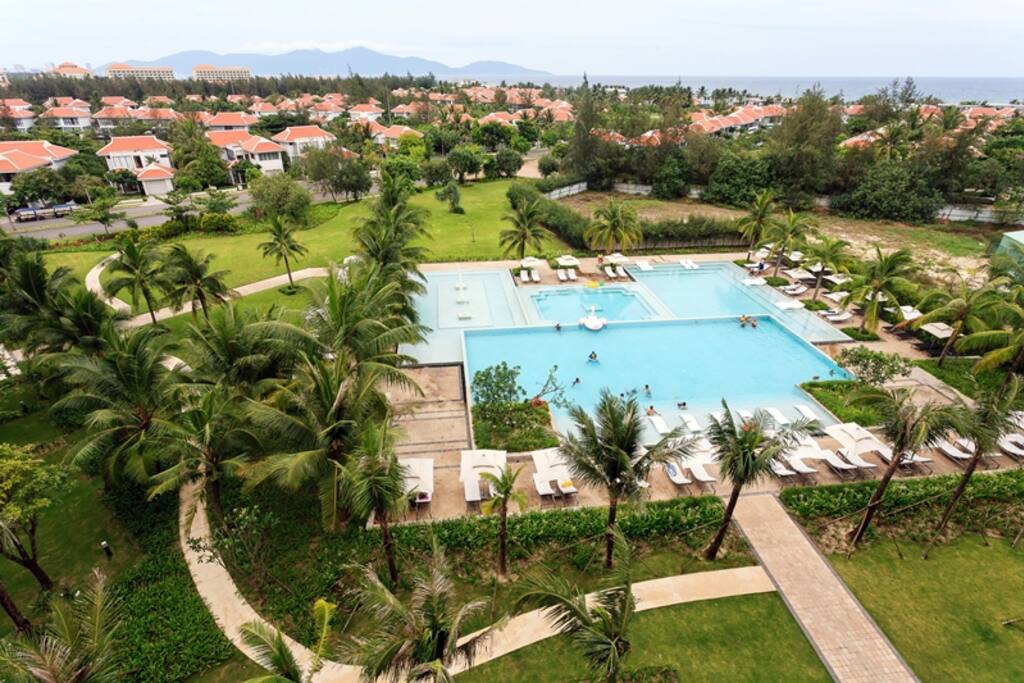 Apartment Swimming pool from the balcony