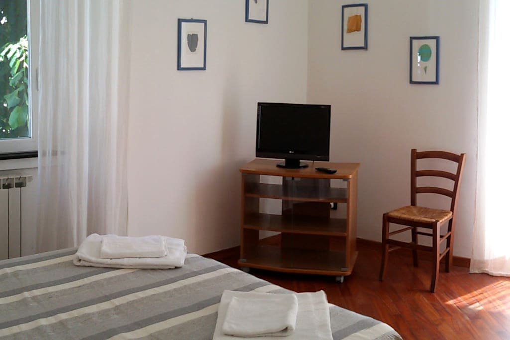 Camera 1 con letto matrimoniale