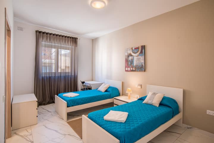 ห้องนอน 2 