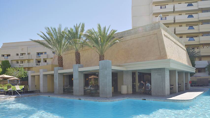 Cancun Resort- Las Vegas- 2 bdrm Penthouse gallery image 2