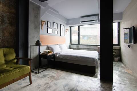Jiufen Mountain - Side Sea View Room Deluxe Double Room | Mountain City & Sea View | Nearly Jiufen Old Street