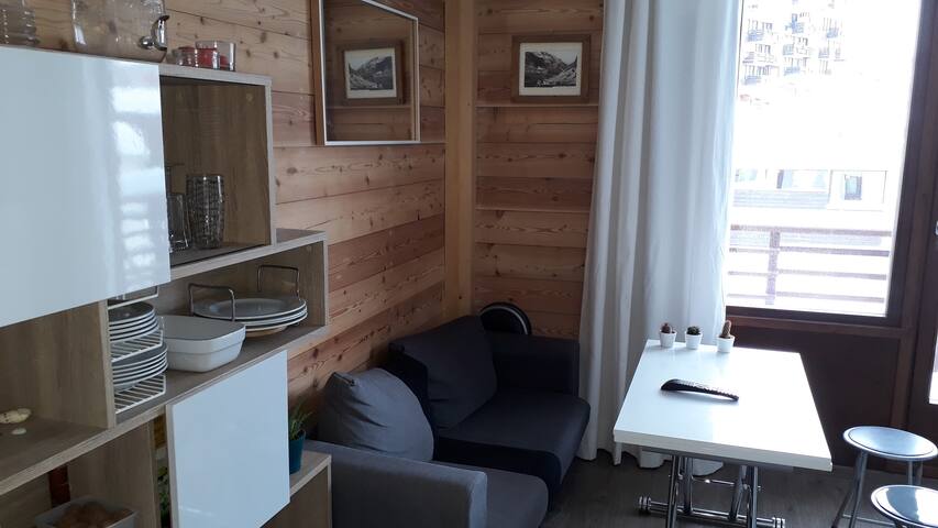 STUDIO 2/3 PERS PLEIN CENTRE VAL CLARET