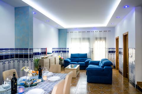 Propiedad de Airbnb exitosa: Beautiful spacious house to spend perfect en Pobles Del Sud