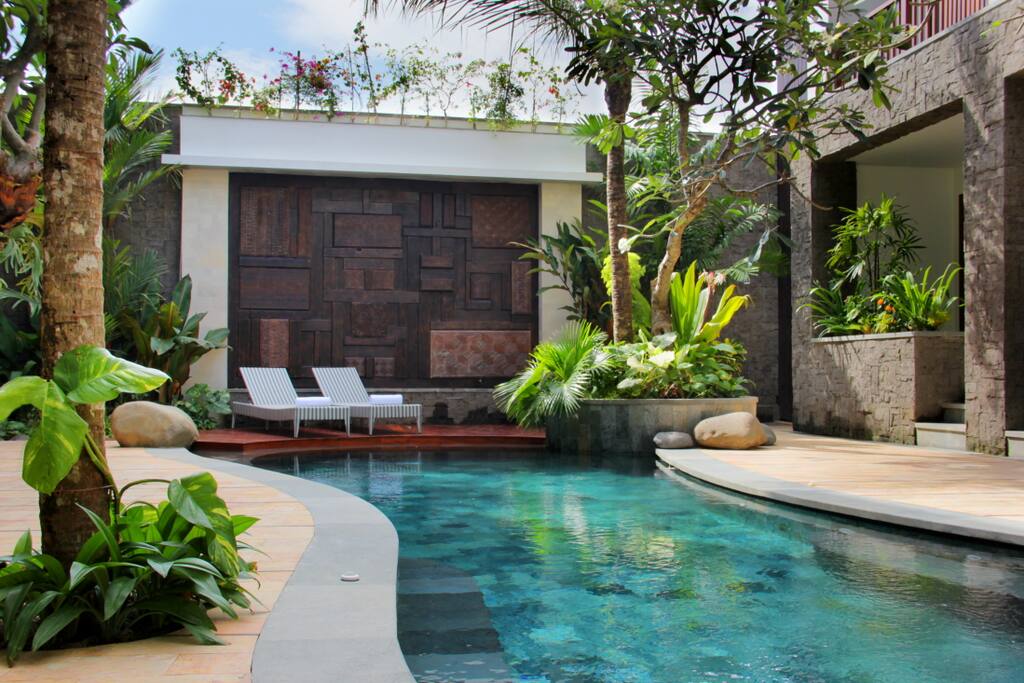 pool