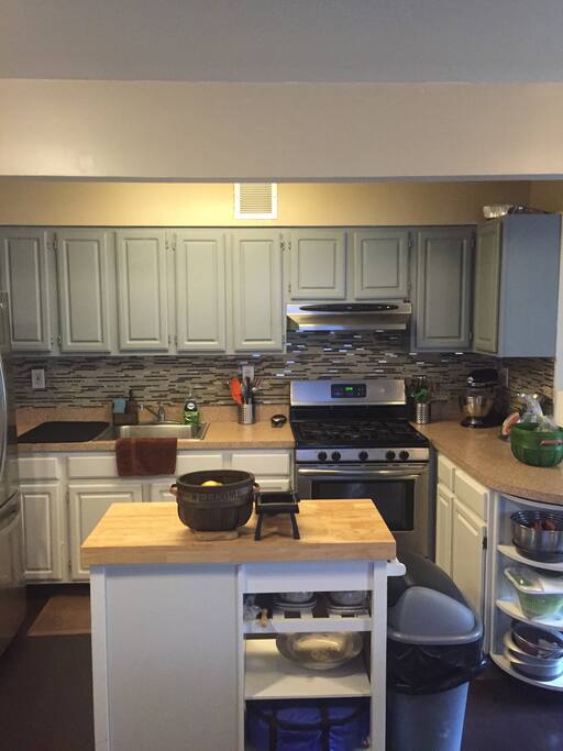 Fully stocked and functional kitchen