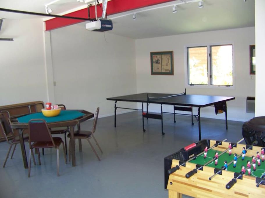 Game room area with ping-pong table.