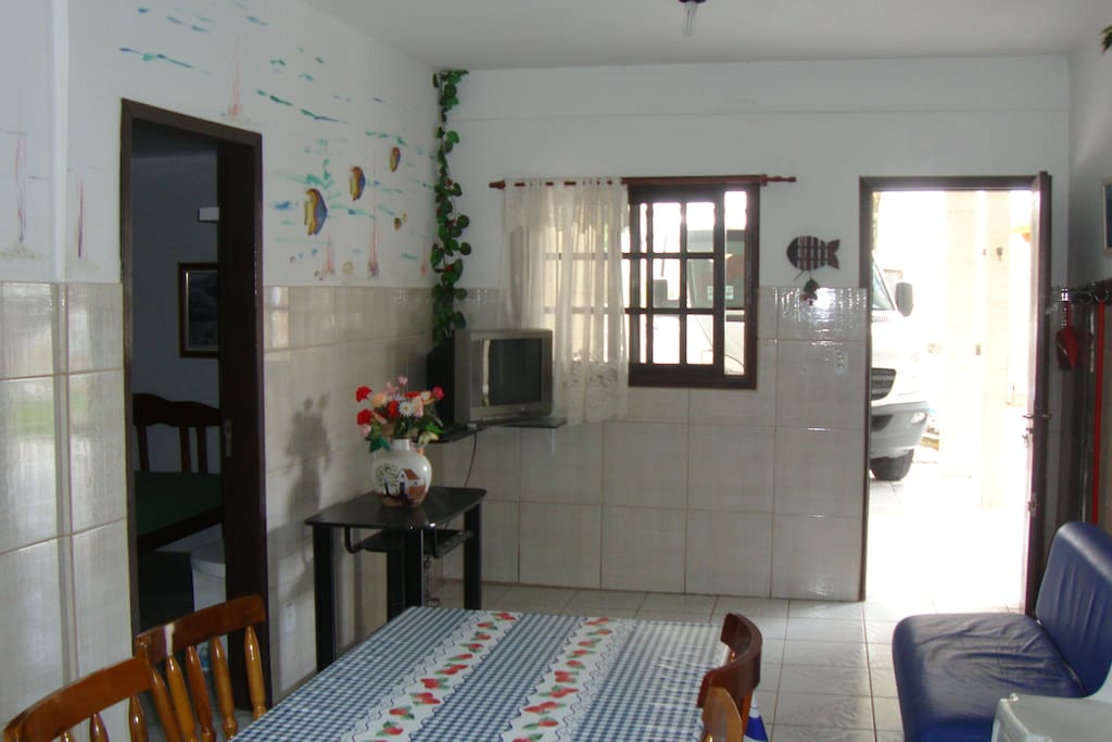 Copa e Sala, TV via Satelite, sofá cama.