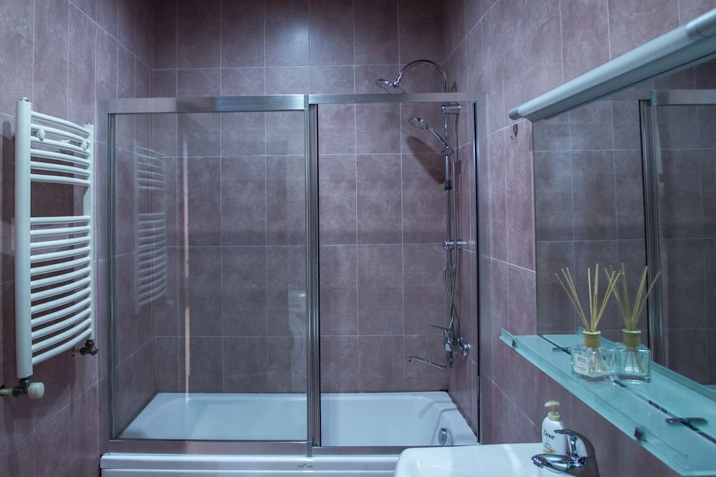 Bathroom 2