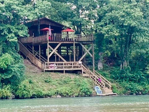Shipp’s Landing-Cozy Secluded Retreat on the water