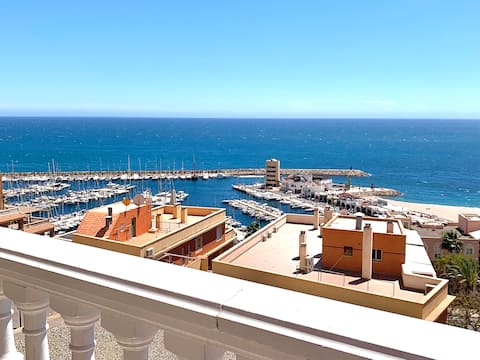 3 bedrooms - Balcony - Panoramic Sea View - WI-FI