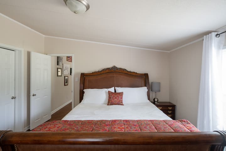 Spálňa 1, matrac s manželskou posteľou