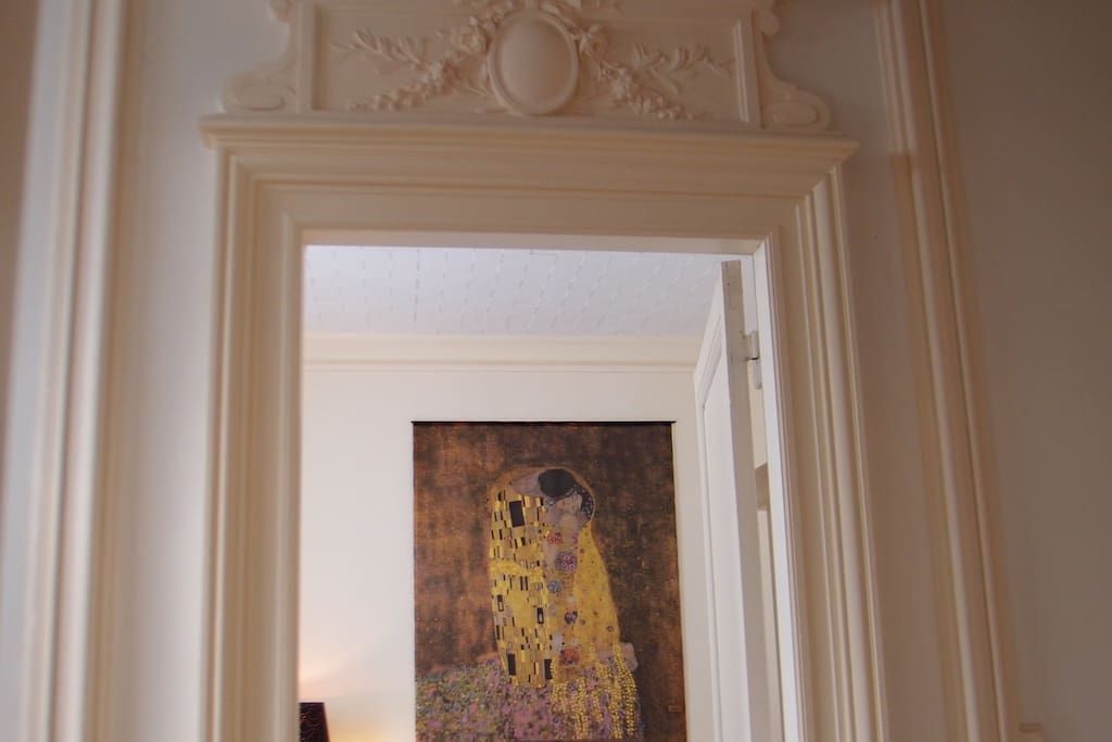 L'entrée de la chambre | The entrance of your room