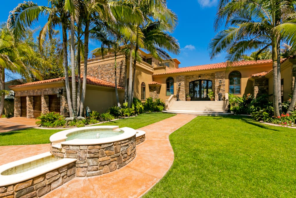 Welcome to One and Only - a magnificent estate in beautiful La Jolla Shores.