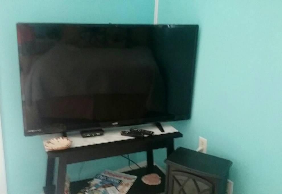 50 inch tv with cable