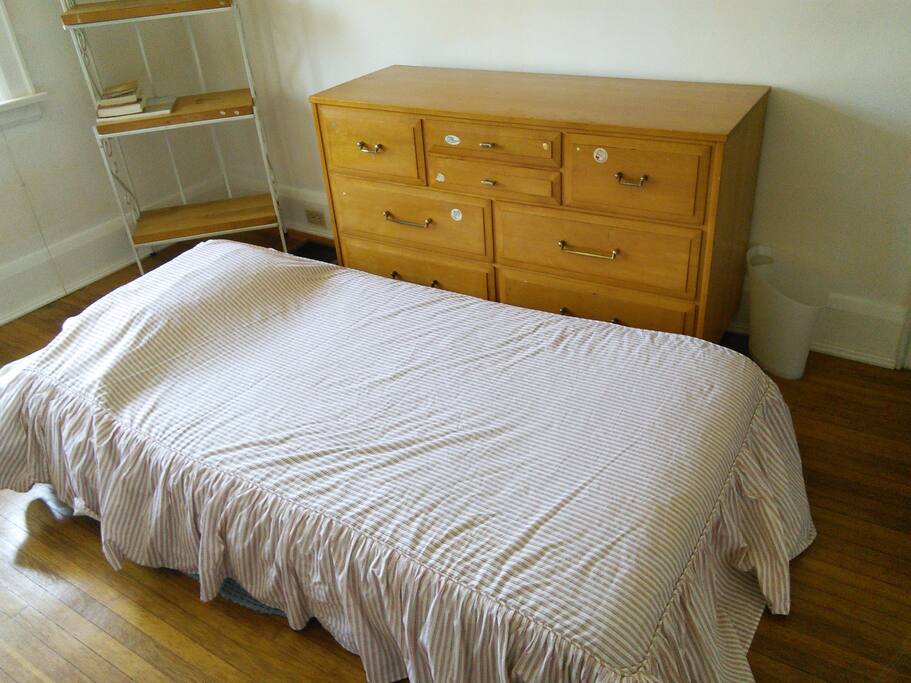 Main room with trundle bed set up.