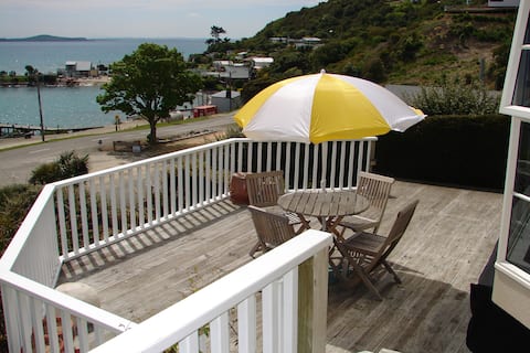 Heart of Moeraki Beach House