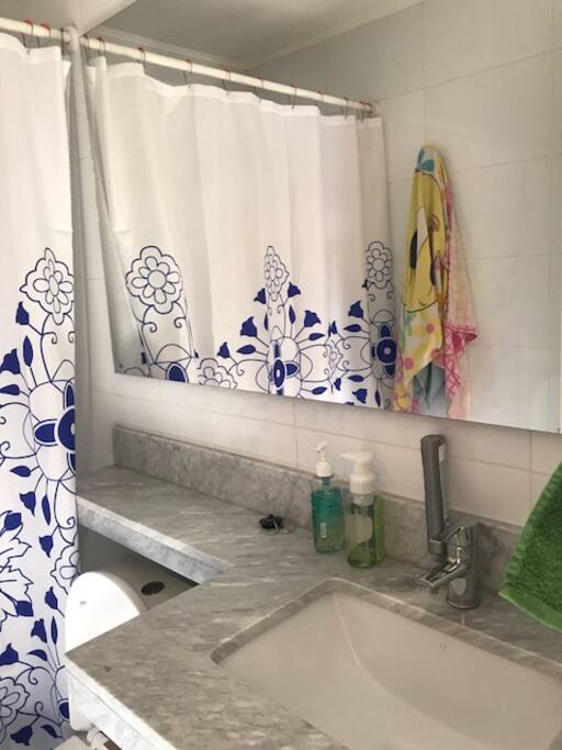 BAÑO VISITAS