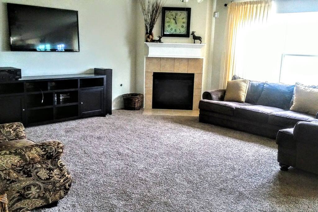 Sunny and spacious living room