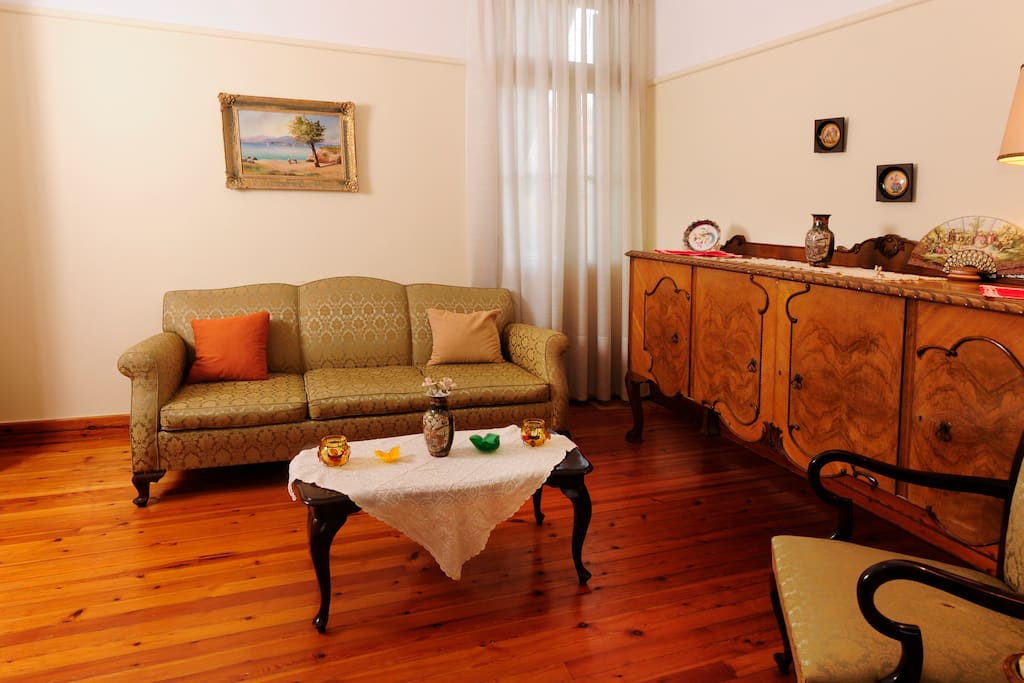 Relaxing in one of the living rooms - comfortably in another era