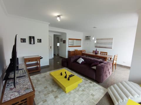 Top Airbnb: Apartment in Guarujá in Guarujá
