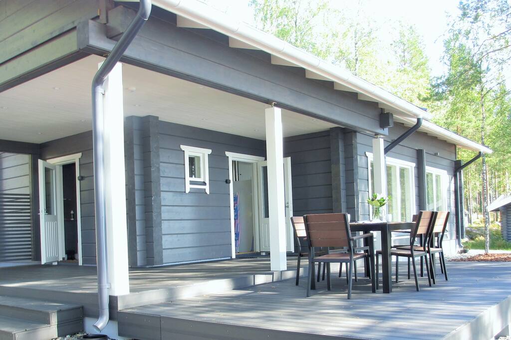 DeLuxe villa Swan and its terrace