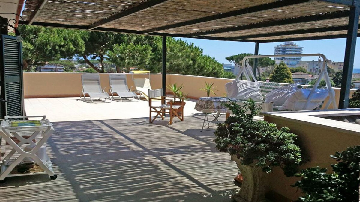 Porto Badino Vacation Rentals & Homes - Lazio, Italy | Airbnb