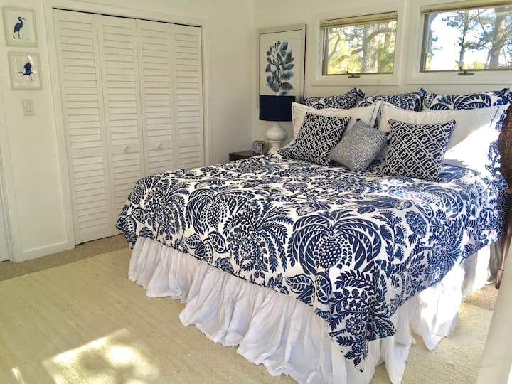 Suite del dormitorio principal del tercer piso - cama tamaño king