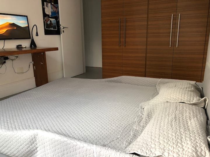 ห้องที่สอง - เตียงคู่