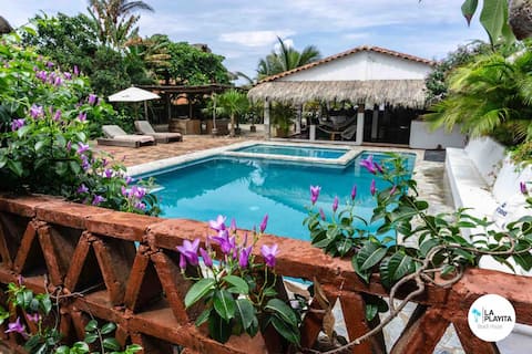 La playita Beach House #7 Cabaña rústica