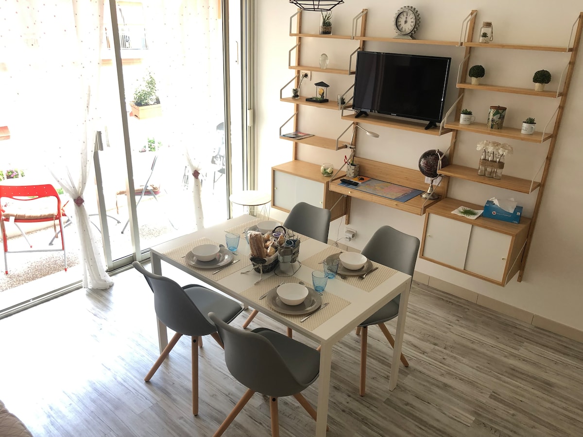 غرفة المعيشة